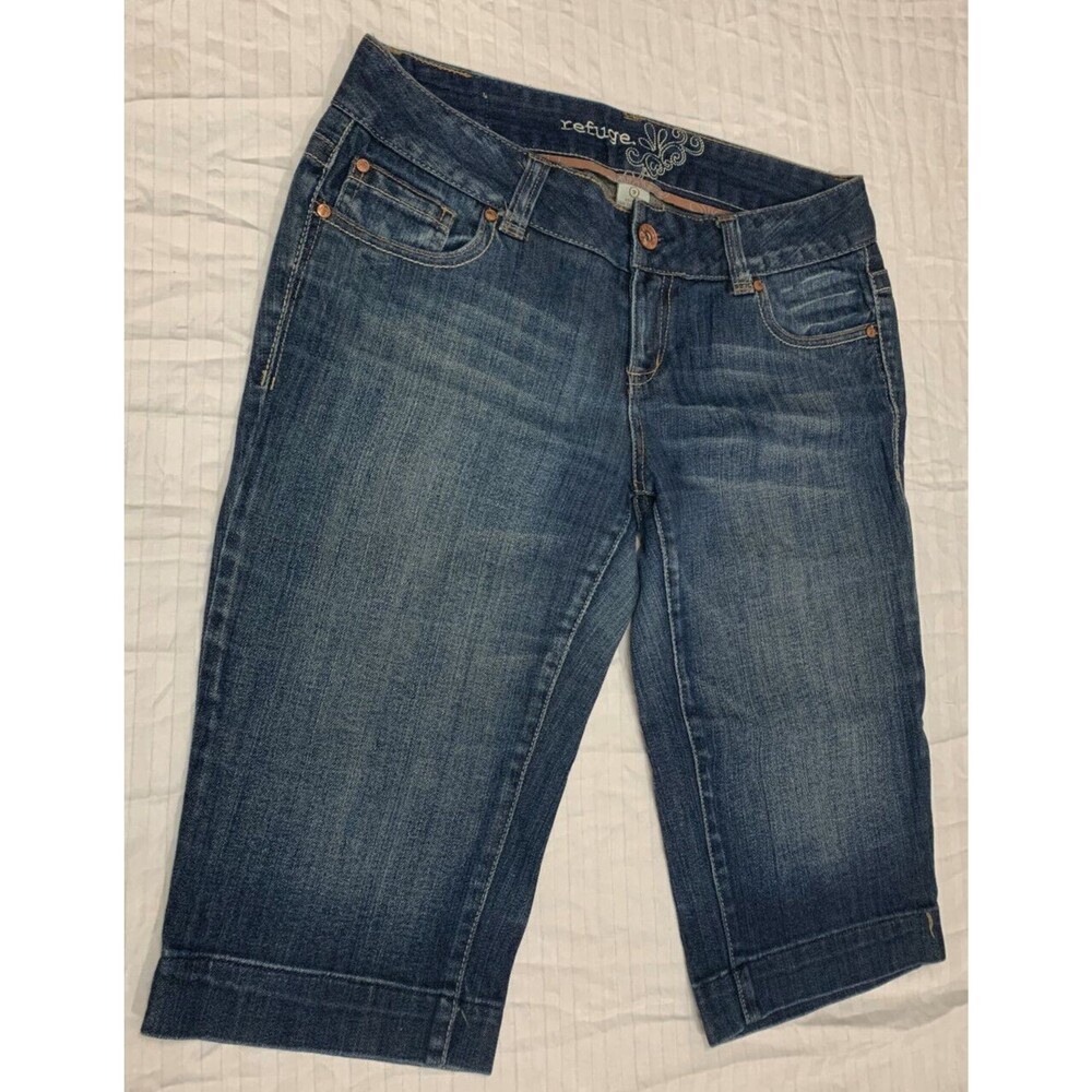 REFUGE WOMENS JEANS CAPRIS SIZE 9